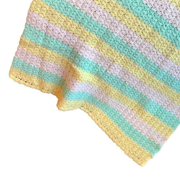 Handmade Pastel Green Yellow White Crocheted Baby Blanket Afghan Throw - Picture 3 of 4